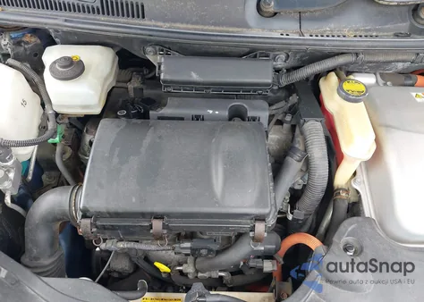 2005 Toyota Prius from USA, damaged, VIN JTDKB20U357033235